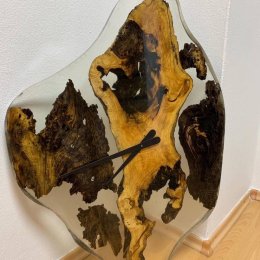 krááááásne epoxidové hodiny. Kto by take nechcel. Použitá živica crystal extra