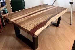 Konferencny epoxidovy stolik s metalickym pigmentom