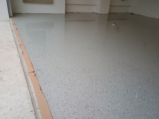 Epox.podlaha - hrubovrstvy nater. Zaskrab penetracia + 30% piesku