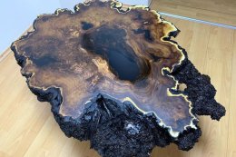 luxusny konferencny stolik s epoxidu