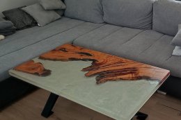 konferencny epoxidovy stolik, drevo ceresna