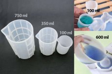 Silikónové odmerky a nádoby na živicu