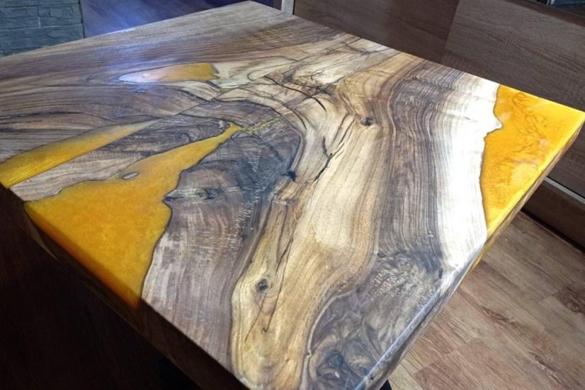 Pigmentové metalické prášky do epoxidových a PUR živíc - Farba: Saffron 25g